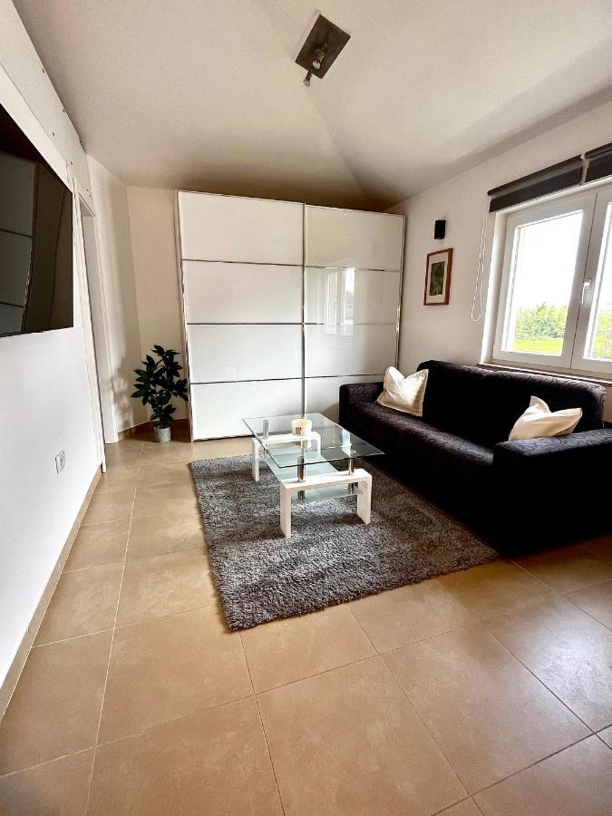 App Sunny Umag Apartment Ngoại thất bức ảnh
